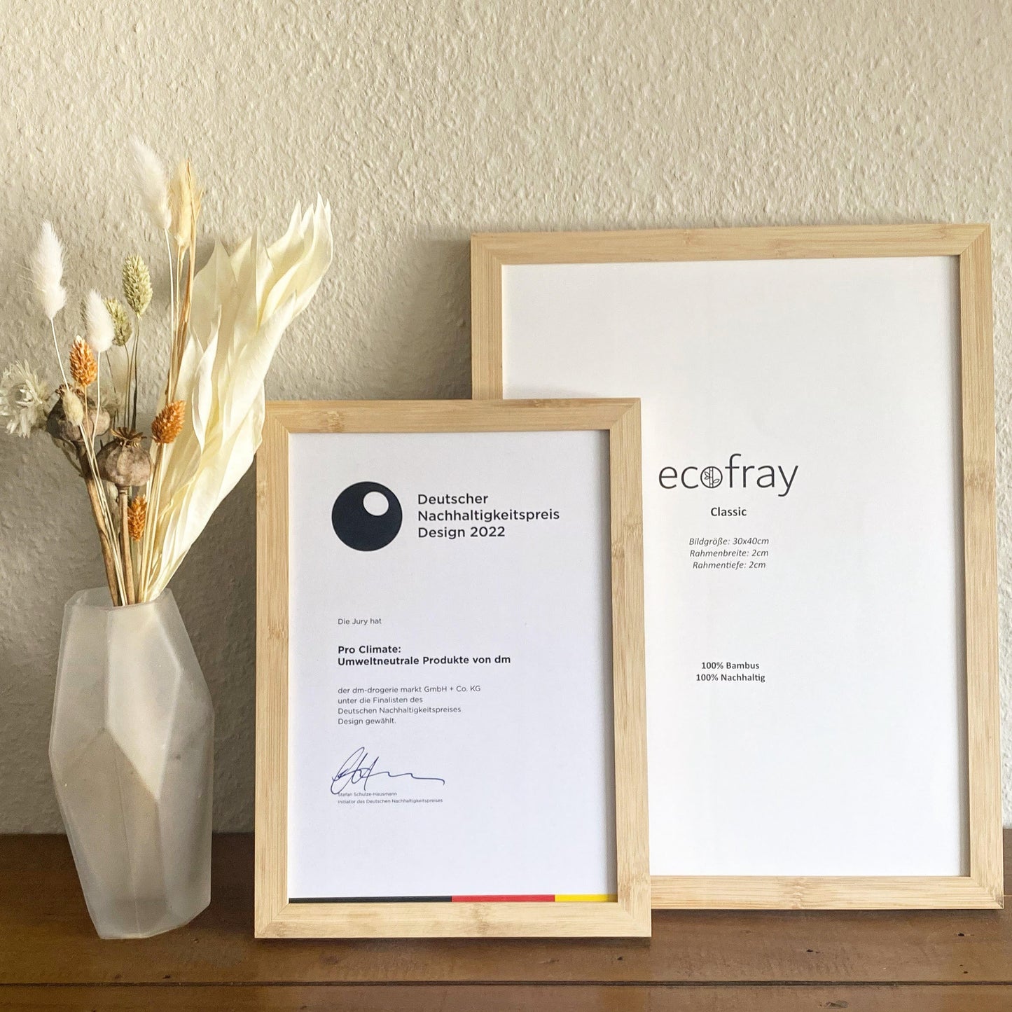 Zwei Ecofray Classic Holz Bilderrahmen aus unbehandeltem Bambus